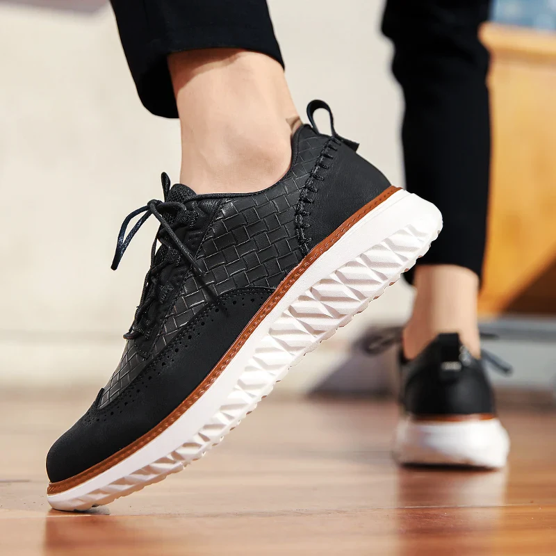 Vance Wingtip Hybrid Sneaker